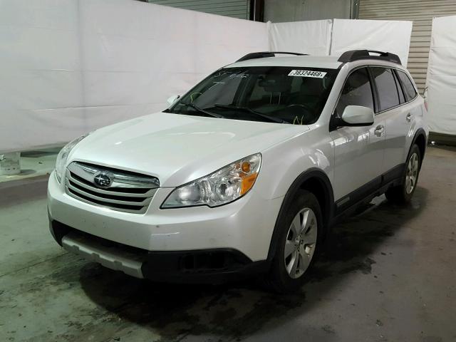 4S4BRDJCXC2224167 - 2012 SUBARU OUTBACK 3. WHITE photo 2