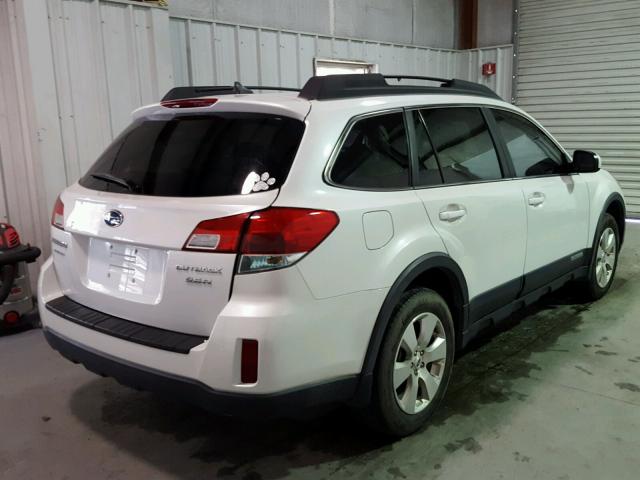 4S4BRDJCXC2224167 - 2012 SUBARU OUTBACK 3. WHITE photo 4