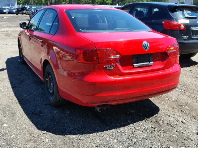 3VW2K7AJ5EM225244 - 2014 VOLKSWAGEN JETTA BASE 红色 照片 3