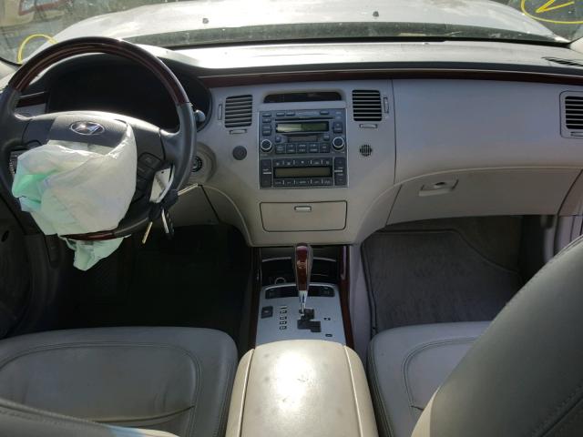 KMHFC46F86A034710 - 2006 HYUNDAI AZERA SE BEIGE photo 9