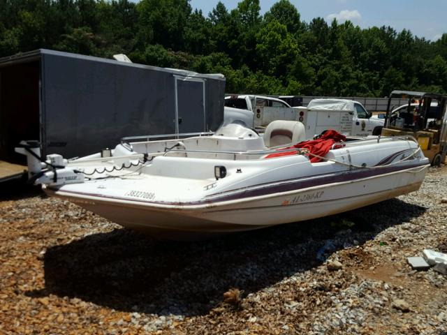 GDYT6354H001 - 2001 HURR BOAT WHITE photo 2