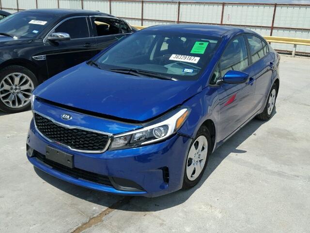 3KPFK4A70HE069801 - 2017 KIA FORTE LX BLUE photo 2