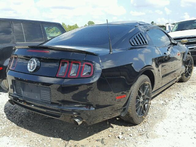 1ZVBP8AM7E5284108 - 2014 FORD MUSTANG BLACK photo 4