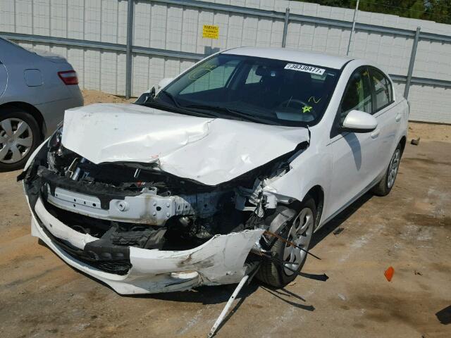 JM1BL1TF3D1726893 - 2013 MAZDA 3 I WHITE photo 2