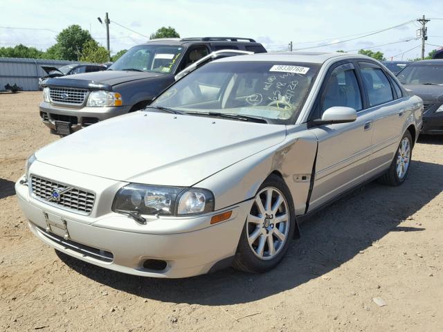 YV1TH59H541372925 - 2004 VOLVO S80 2.5T TAN photo 2