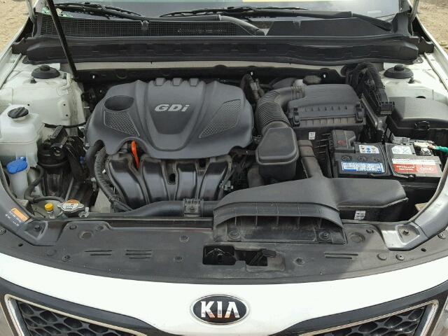 KNAGM4A74F5547514 - 2015 KIA OPTIMA LX WHITE photo 7