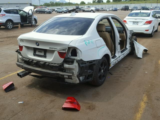 WBAVB17506NK34770 - 2006 BMW 325 I AUTO WHITE photo 4