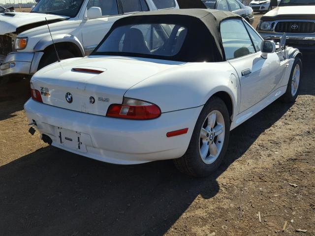 WBACH9340YLG18096 - 2000 BMW Z3 2.3 WHITE photo 4