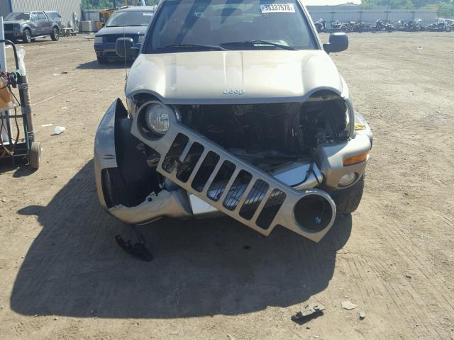 1J4GL38KX3W731463 - 2003 JEEP LIBERTY RE BROWN photo 9
