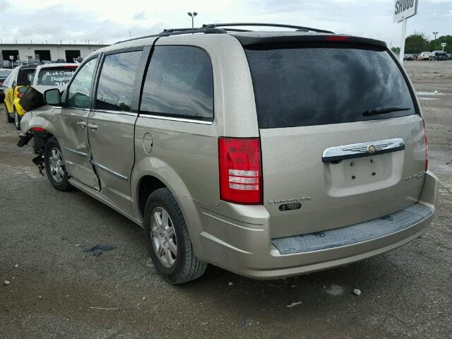 2A8HR54139R617171 - 2009 CHRYSLER TOWN & COU TAN photo 3