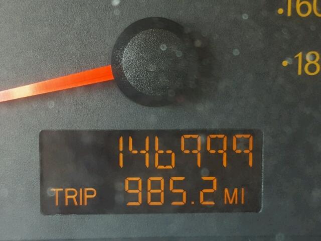 1G8AN12F45Z111144 - 2005 SATURN ION LEVEL RED photo 8