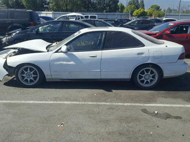 JH4DB8581RS002770 - 1994 ACURA INTEGRA GS WHITE photo 9