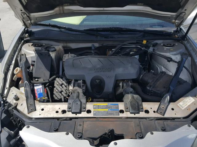 2G2WP552471125020 - 2007 PONTIAC GRAND PRIX SILVER photo 7