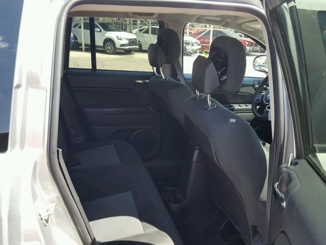 1C4NJDBB2HD143416 - 2017 JEEP COMPASS SP SILVER photo 6