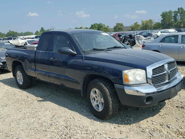 1D7HE42K05S311066 - 2005 DODGE DAKOTA BLUE photo 1