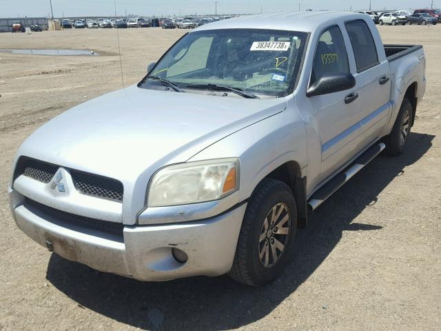 1Z7HC28K27S110711 - 2007 MITSUBISHI RAIDER LS SILVER photo 2