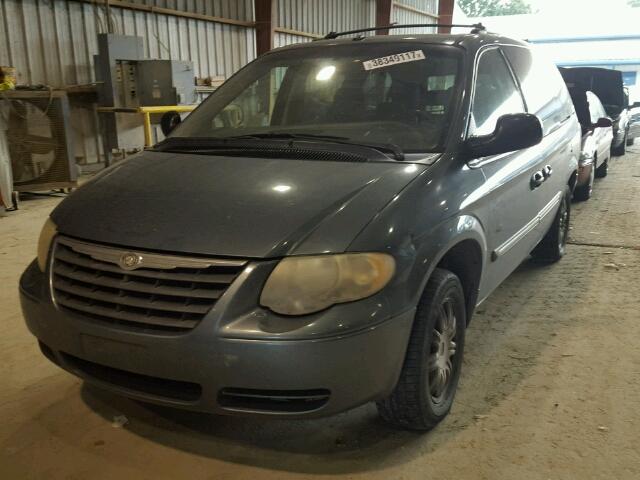 2A8GP54L86R714672 - 2006 CHRYSLER TOWN & COU BLACK photo 2