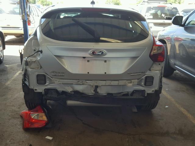 1FADP3N2XEL161864 - 2014 FORD FOCUS TITA SILVER photo 9