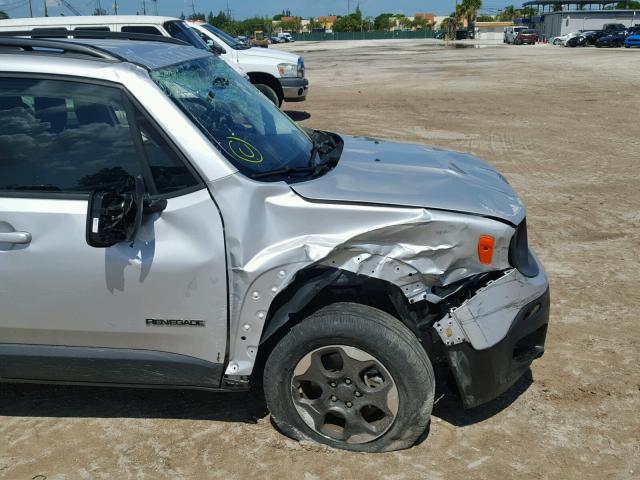 ZACCJAAT7GPD86770 - 2016 JEEP RENEGADE S SILVER photo 9