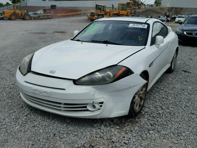 KMHHN66F07U245981 - 2007 HYUNDAI TIBURON GT WHITE photo 2