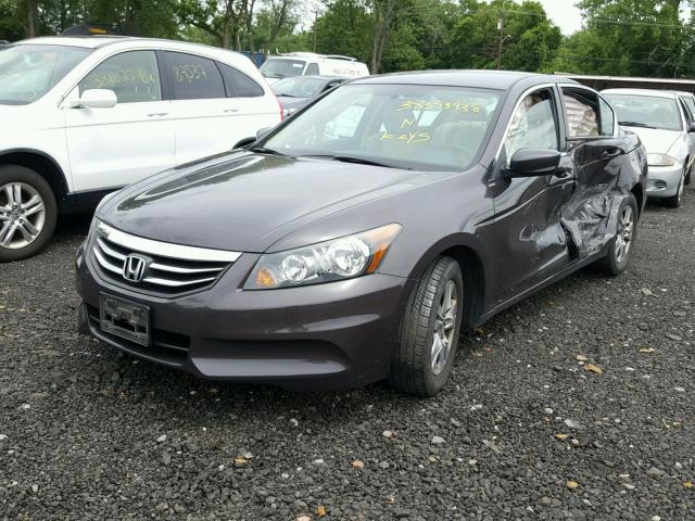 1HGCP2F46BA113951 - 2011 HONDA ACCORD LXP BROWN photo 2