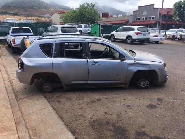 1C4NJCBA8GD665158 - 2016 JEEP COMPASS SP GRAY photo 9