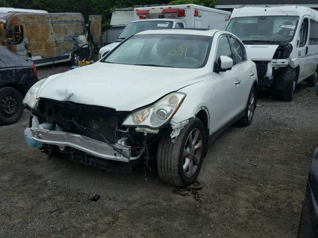 JN1AJ0HR3AM752096 - 2010 INFINITI EX35 BASE WHITE photo 2