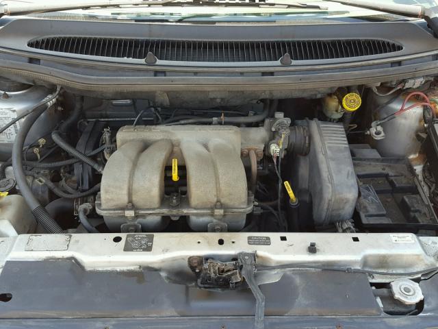 2B4FP25B3YR755847 - 2000 DODGE CARAVAN SILVER photo 7