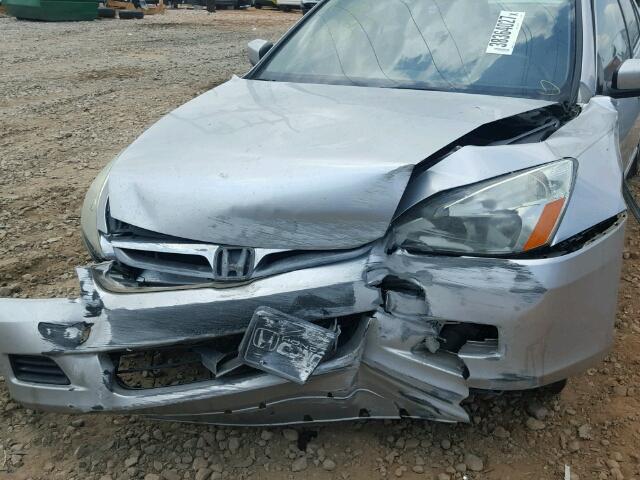 1HGCM56777A115185 - 2007 HONDA ACCORD SILVER photo 9