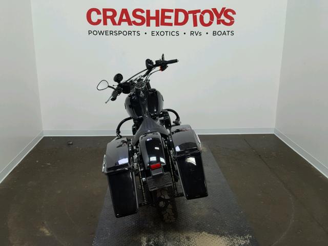 1HD1JRV2XCB043431 - 2012 HARLEY-DAVIDSON FLS SOFTAI 黑色 照片 4