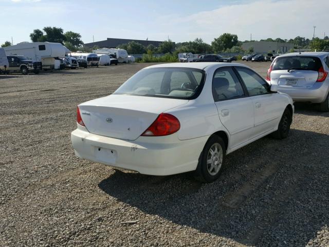 KNAFB121225141106 - 2002 KIA SPECTRA BA WHITE photo 4