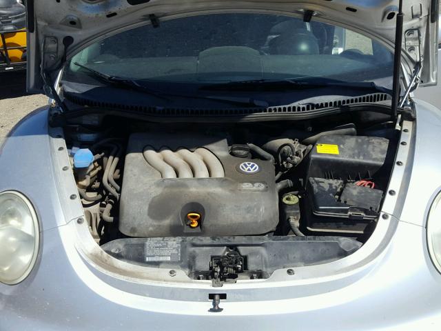 3VWCC21C1YM456295 - 2000 VOLKSWAGEN NEW BEETLE ვერცხლისფერი ფოტო 7