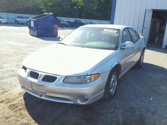 1G2WK52J12F249404 - 2002 PONTIAC GRAND PRIX WHITE photo 2