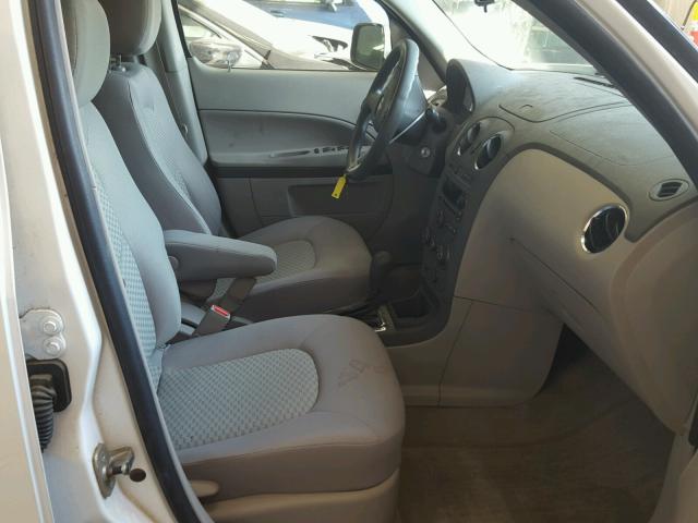 3GNBAAFW4BS580976 - 2011 CHEVROLET HHR LS WHITE photo 5