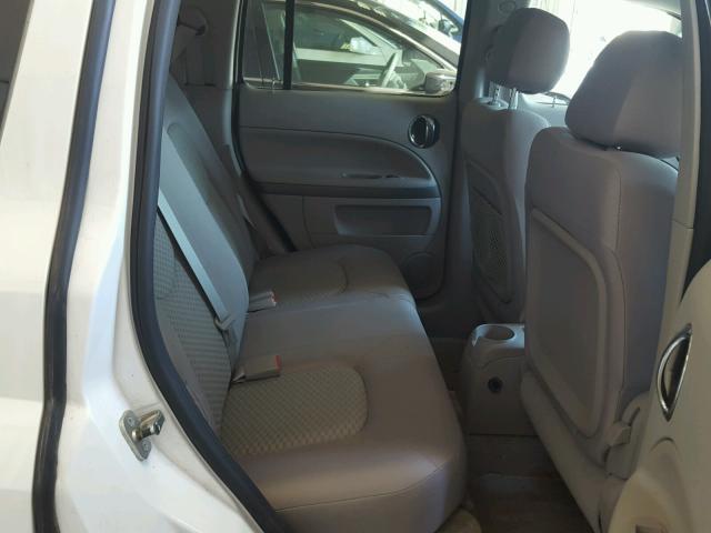 3GNBAAFW4BS580976 - 2011 CHEVROLET HHR LS WHITE photo 6