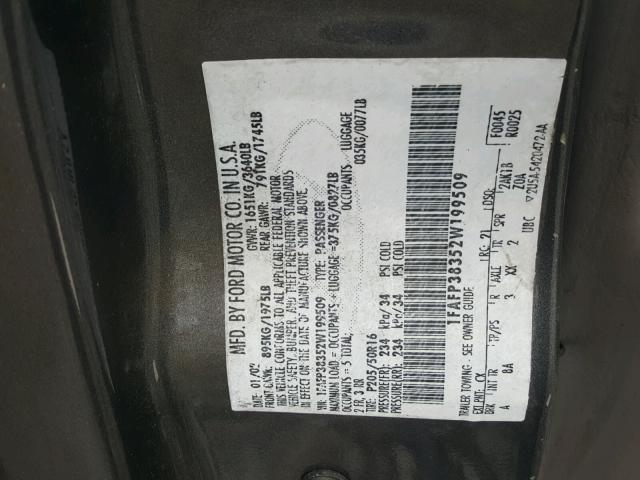 1FAFP38352W199509 - 2002 FORD FOCUS ZTS GRAY photo 10