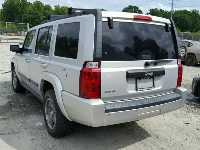 1J8HG48K38C100883 - 2008 JEEP COMMANDER SILVER photo 3