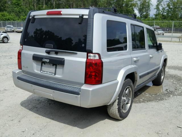 1J8HG48K38C100883 - 2008 JEEP COMMANDER SILVER photo 4