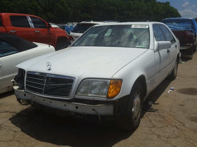 WDBGA32E5NA026938 - 1992 MERCEDES-BENZ 300 SE WHITE photo 2