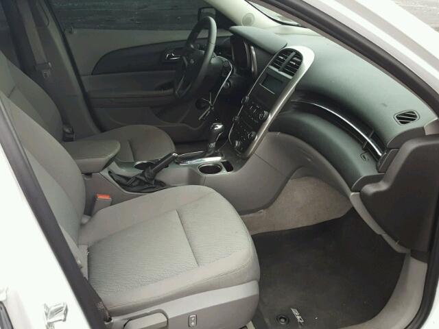 1G11B5SL4EF151617 - 2014 CHEVROLET MALIBU LS თეთრი ფოტო 5