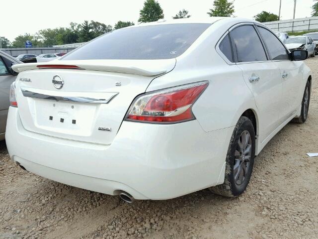 1N4AL3AP3FC470819 - 2015 NISSAN ALTIMA 2.5 WHITE photo 4