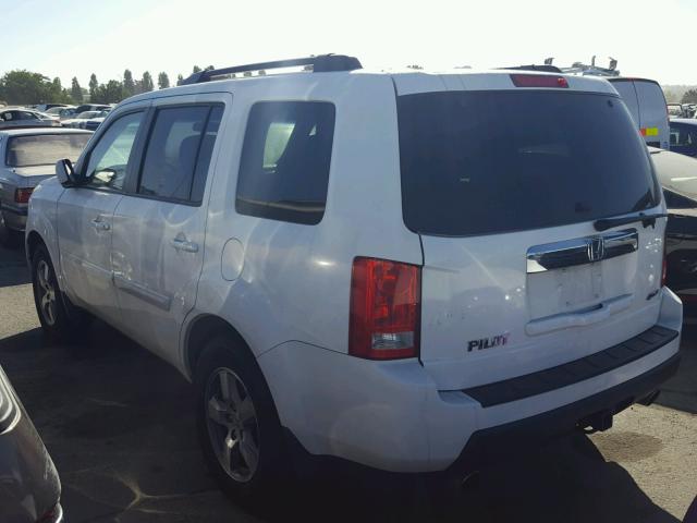 5FNYF4H49AB017317 - 2010 HONDA PILOT EX WHITE photo 3