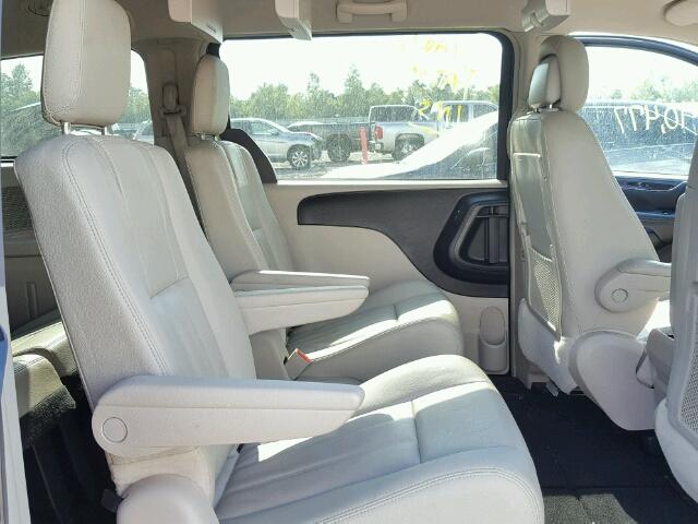 2C4RC1AG8GR232118 - 2016 CHRYSLER TOWN & COU 黑色 照片 6