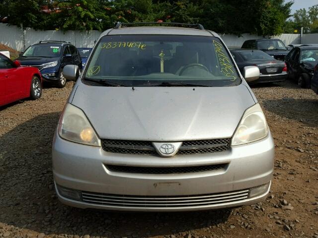 5TDZA23C04S006583 - 2004 TOYOTA SIENNA CE SILVER photo 9