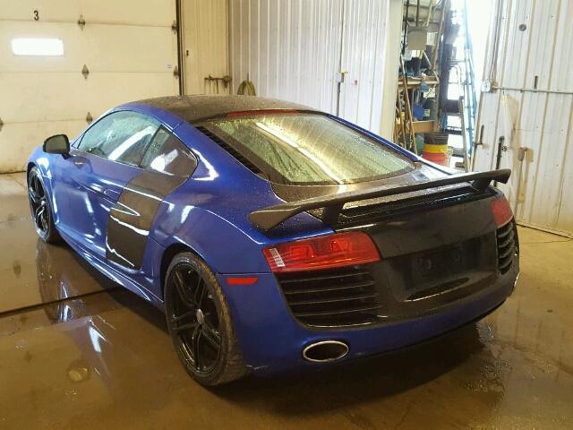 WUAENAFG8BN001164 - 2011 AUDI R8 5.2 QUA BLUE photo 3