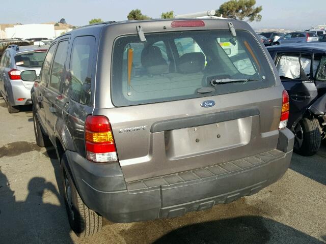 1FMYU02Z55KB41401 - 2005 FORD ESCAPE XLS BROWN photo 3