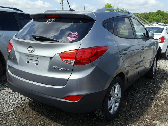 KM8JU3AC9AU089494 - 2010 HYUNDAI TUCSON GLS GRAY photo 4