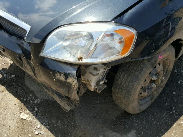 KL1TD56E79B600430 - 2009 CHEVROLET AVEO LS BLACK photo 9