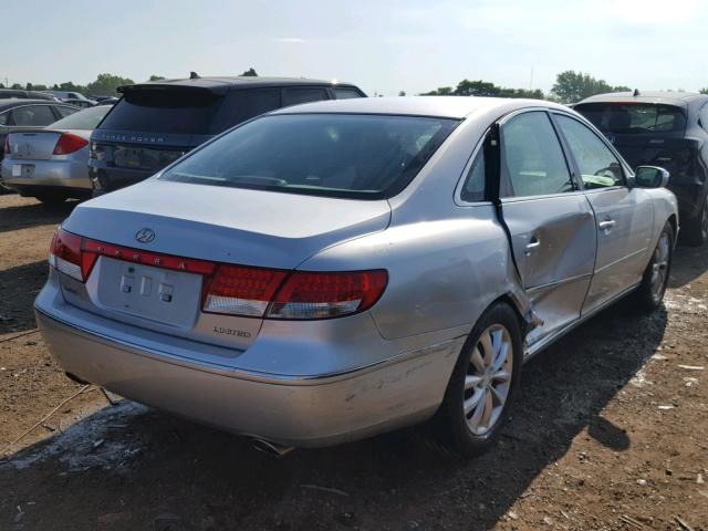 KMHFC46F77A199701 - 2007 HYUNDAI AZERA SE SILVER photo 4