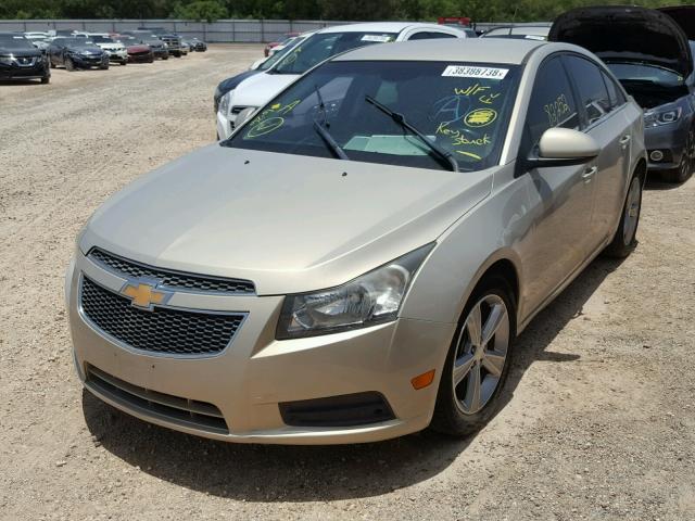 1G1PG5SC7C7254257 - 2012 CHEVROLET CRUZE LT GOLD photo 2